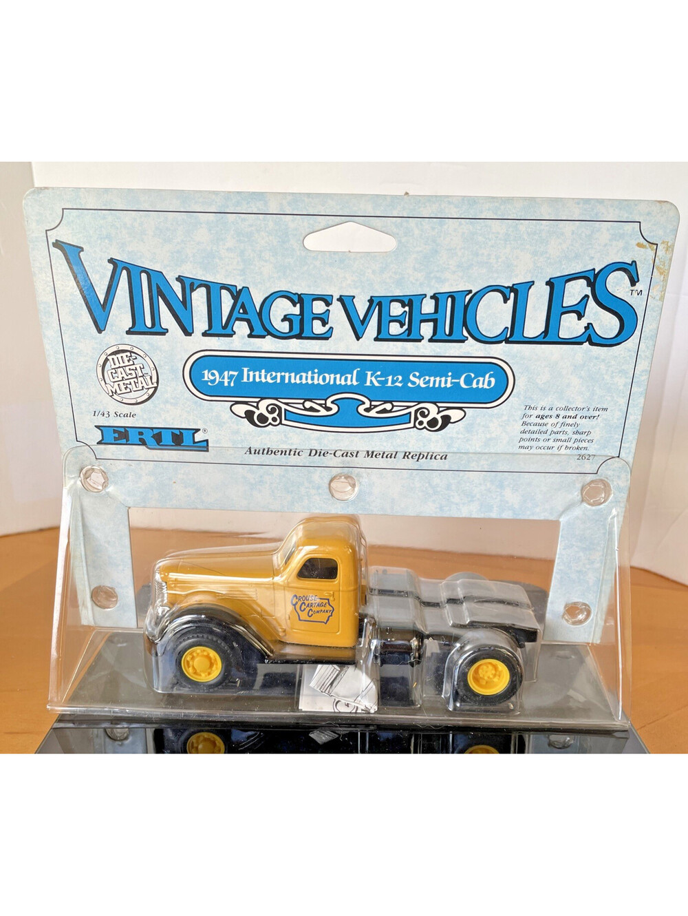 1988 ERTL Vintage Truck 1947 International K-12 Semi Cab Crouse Cartage 1:43 NIB